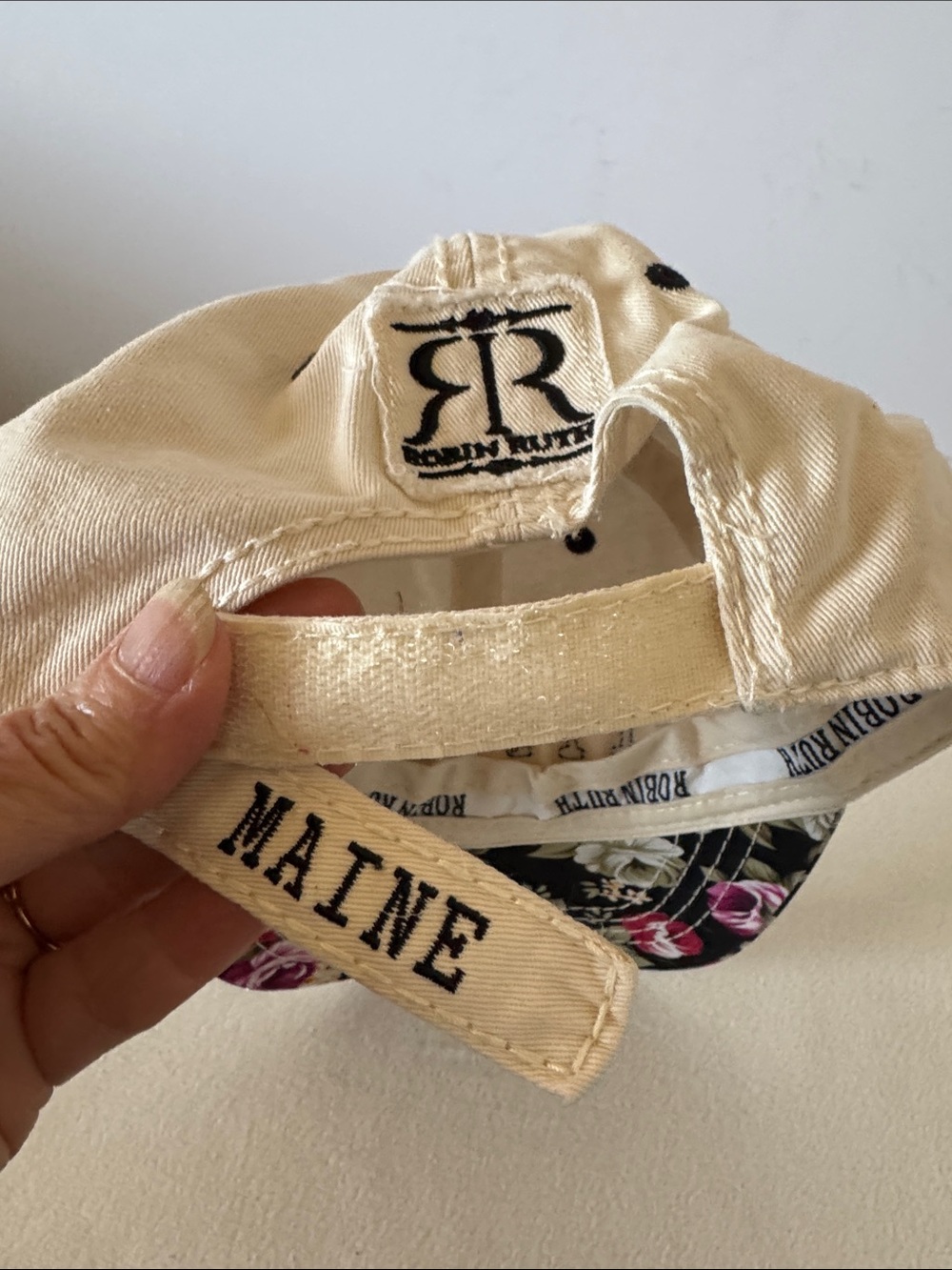 Robin Ruth Maine ball cap - Picture 7 of 8